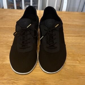 Fuego Split-Sole dance sneaker